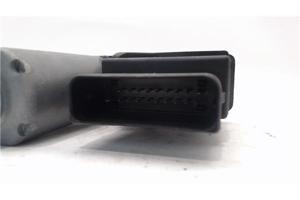 Recambio de motor elevalunas trasero izquierdo para volkswagen golf v plus (5m1) 2.0 tdi 16v referencia OEM IAM   