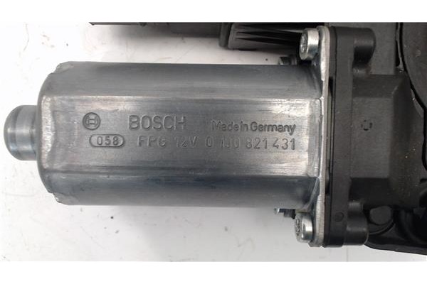 Recambio de motor elevalunas trasero izquierdo para volkswagen golf v plus (5m1) 2.0 tdi 16v referencia OEM IAM   