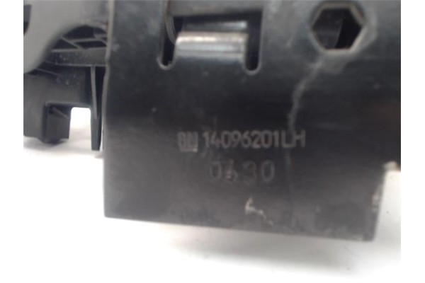 Recambio de maneta exterior delantero izquierda para opel astra j 1.6 referencia OEM IAM 13577484 13308535 