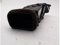 Recambio de rejilla entrada de aire para opel astra j 1.6 referencia OEM IAM 13303925  