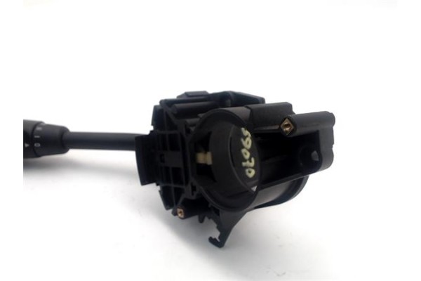 Recambio de mando limpiaparabrisas para mercedes-benz clase a (bm 168) 1.6 160 (168.033) referencia OEM IAM 1685450110  