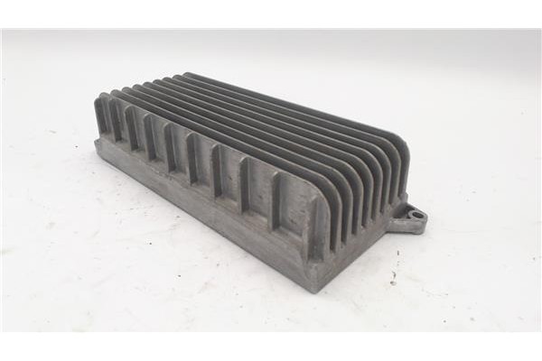 Recambio de amplificador sonido para audi a6 avant (4f5) 2.8 fsi referencia OEM IAM   
