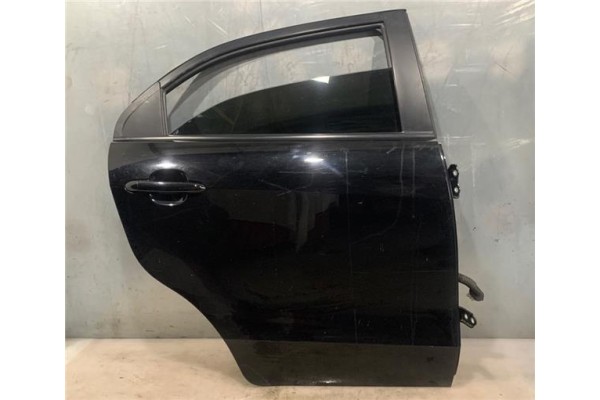 Recambio de puerta trasero derecha para kia rio (ub) 1.2 basic referencia OEM IAM   