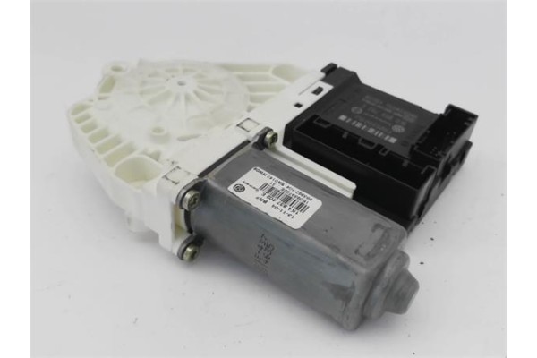 Recambio de motor elevalunas trasero derecho para volkswagen golf v (1k1) 2.0 fsi referencia OEM IAM 1K0959792C 1K4837402E 