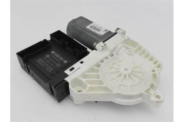 Recambio de motor elevalunas trasero derecho para volkswagen golf v (1k1) 2.0 fsi referencia OEM IAM 1K0959792C 1K4837402E 