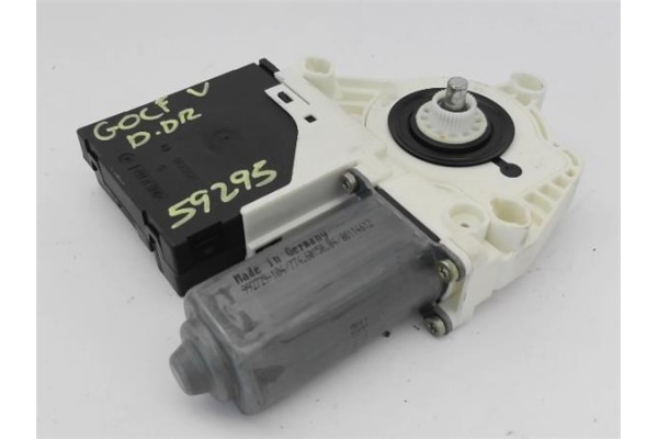 Recambio de motor elevalunas trasero derecho para volkswagen golf v (1k1) 2.0 fsi referencia OEM IAM 1K0959792C 1K4837402E 