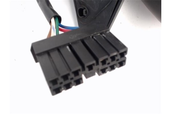 Recambio de retrovisor electrico izquierdo para peugeot 406 berlina (s1/s2) 2.0 16v referencia OEM IAM 8151T2  