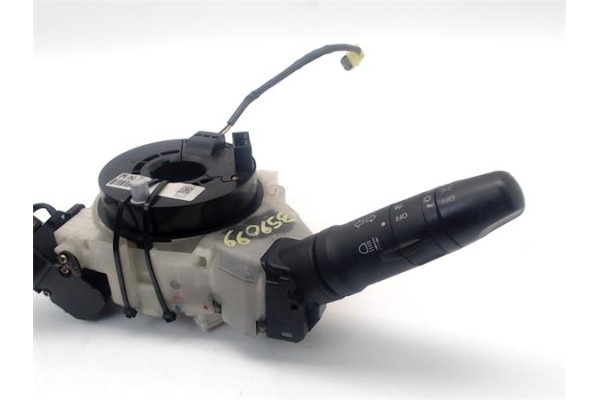 Recambio de mando intermitencia para nissan micra (k12e) 1.2 16v referencia OEM IAM 25560AX718  