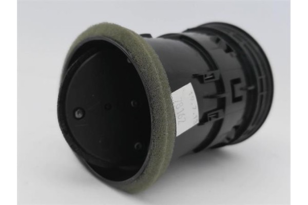 Recambio de rejilla entrada de aire para nissan qashqai (j10) 1.6 360 referencia OEM IAM 68760JD10A P10670 