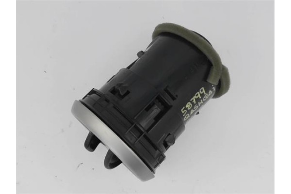 Recambio de rejilla entrada de aire para nissan qashqai (j10) 1.6 360 referencia OEM IAM 68760JD10A P10670 