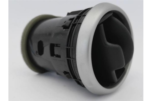 Recambio de rejilla entrada de aire para nissan qashqai (j10) 1.6 360 referencia OEM IAM 68760JD10A P10670 