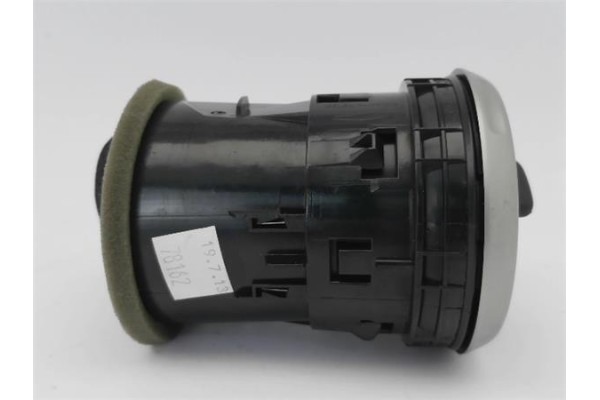 Recambio de rejilla entrada de aire para nissan qashqai (j10) 1.6 360 referencia OEM IAM 68760JD10A P10670 