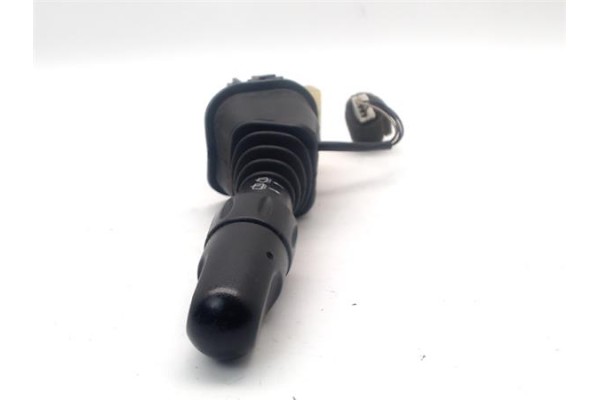 Recambio de mando limpiaparabrisas para chevrolet nubira wagon 2.0 cdx referencia OEM IAM 96552843  