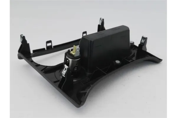 Recambio de embellecedor consola salpicadero para nissan qashqai (j10) 1.6 360 referencia OEM IAM 27570BR00A P10450A77500 