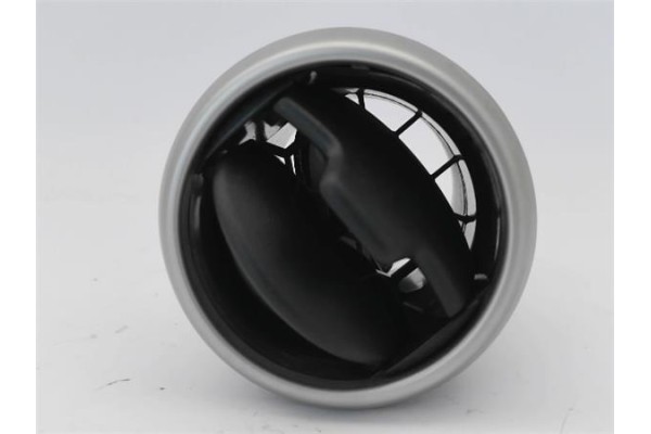 Recambio de rejilla entrada de aire para nissan qashqai (j10) 1.6 360 referencia OEM IAM 68760JD10A P10670 