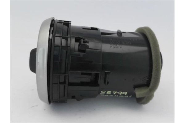 Recambio de rejilla entrada de aire para nissan qashqai (j10) 1.6 360 referencia OEM IAM 68760JD10A P10670 