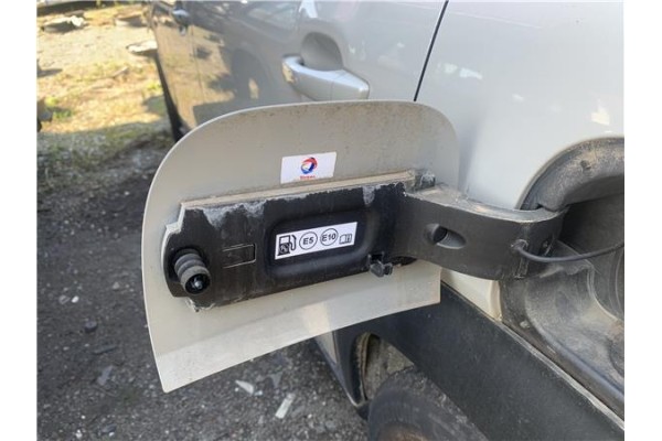 Recambio de tapa exterior combustible para citroen c3 aircross 1.2 c-series referencia OEM IAM YQ00036480  