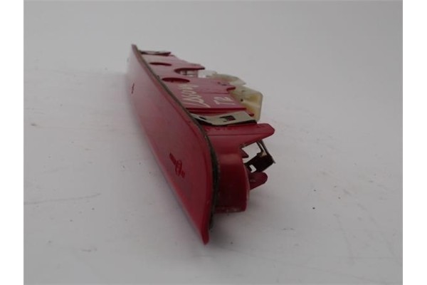 Recambio de luz central de freno para renault laguna ii (bg0) 1.9 dci (bg1a, bg1w) referencia OEM IAM 8200002496  