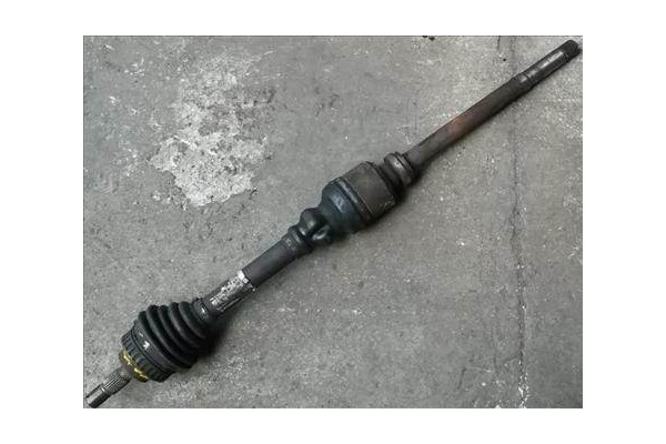 Recambio de palier delantero derecho para citroen xsara picasso 2.0 hdi referencia OEM IAM   