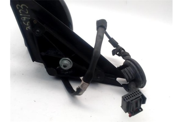 Recambio de retrovisor electrico izquierdo para audi a3 (8p1) 2.0 tdi 16v referencia OEM IAM 8P1858531G  