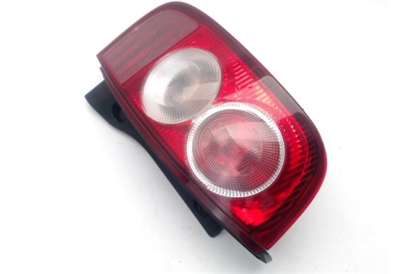 Recambio de piloto trasero izquierdo para nissan micra (k12e) 1.2 16v referencia OEM IAM 26559AX720  