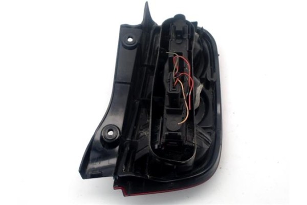 Recambio de piloto trasero izquierdo para nissan micra (k12e) 1.2 16v referencia OEM IAM 26559AX720  