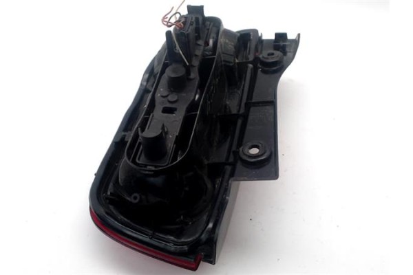 Recambio de piloto trasero izquierdo para nissan micra (k12e) 1.2 16v referencia OEM IAM 26559AX720  