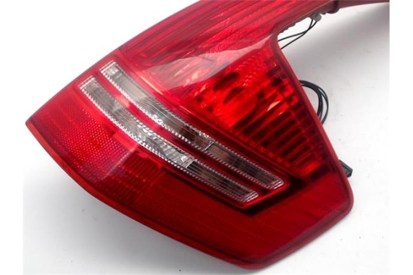 Recambio de piloto trasero derecho para citroen c4 berlina 1.6 exclusive plus referencia OEM IAM 6351T8  