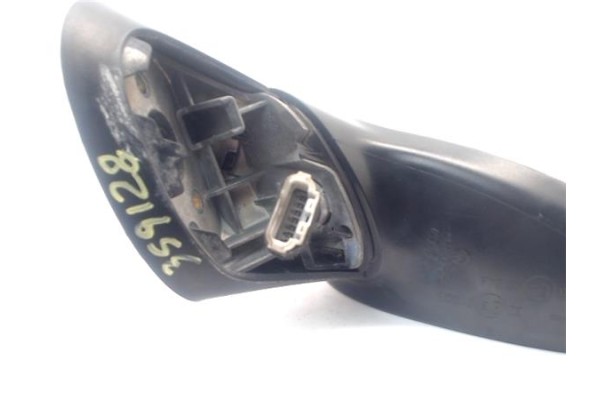 Recambio de retrovisor electrico izquierdo para fiat 500 1.3 d multijet referencia OEM IAM 735481656  