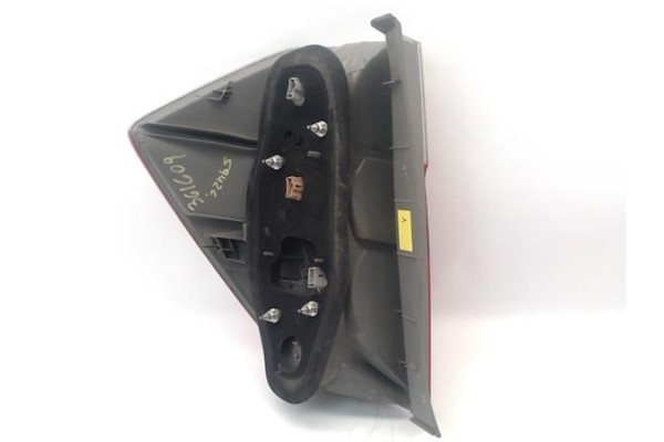 Recambio de piloto trasero derecho para honda fr-v (be) 1.7 referencia OEM IAM 33501SJDE01  