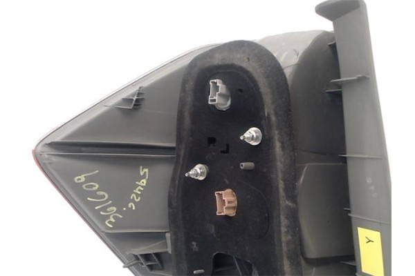 Recambio de piloto trasero derecho para honda fr-v (be) 1.7 referencia OEM IAM 33501SJDE01  