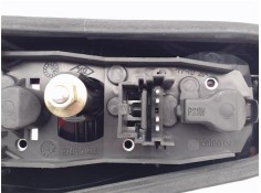 Recambio de piloto porton trasero izquierdo para renault laguna ii (bg0) 1.9 dci (bg1a, bg1w) referencia OEM IAM 8200262110  