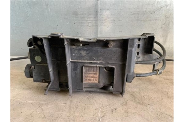 Recambio de centralita freno estacionamiento automatico para renault scenic ii (jm) 1.5 dci (jm1f) referencia OEM IAM 8200522625