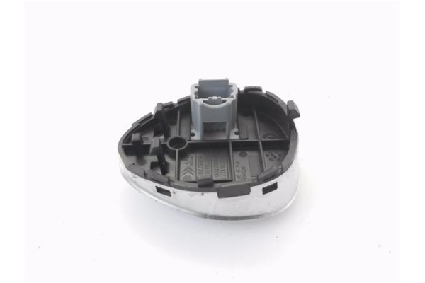 Recambio de mando multifuncion para citroen c5 berlina 1.8 16v premier referencia OEM IAM 9633261277 9627701677 