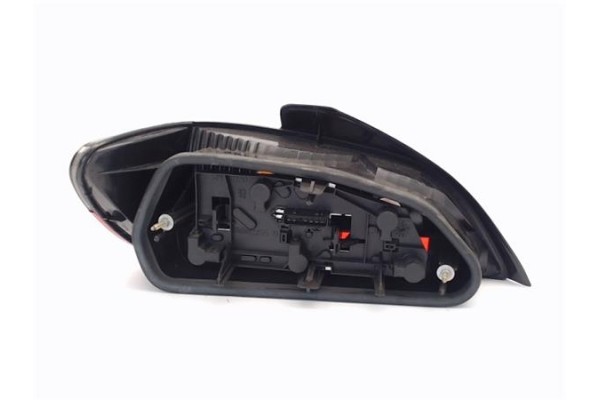 Recambio de piloto trasero derecho para peugeot 406 berlina (s1/s2) 2.0 16v referencia OEM IAM 635E+11  