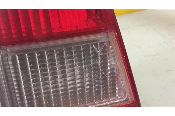 Recambio de piloto trasero izquierdo para opel vectra b berlina 1.7 básico (1999) referencia OEM IAM 90568047  