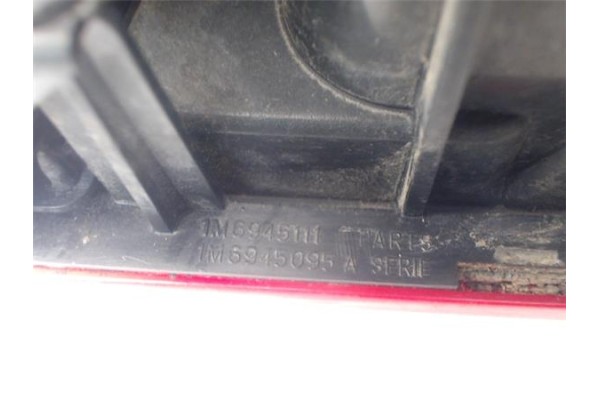 Recambio de piloto trasero izquierdo para seat leon (1m1) 1.9 tdi referencia OEM IAM 1M6945111  