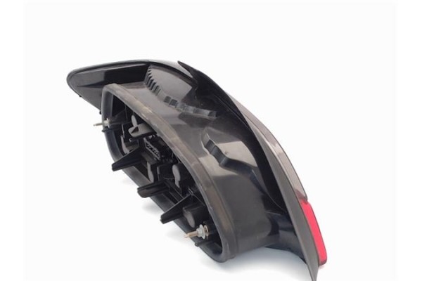 Recambio de piloto trasero derecho para peugeot 406 berlina (s1/s2) 2.0 16v referencia OEM IAM 635E+11  