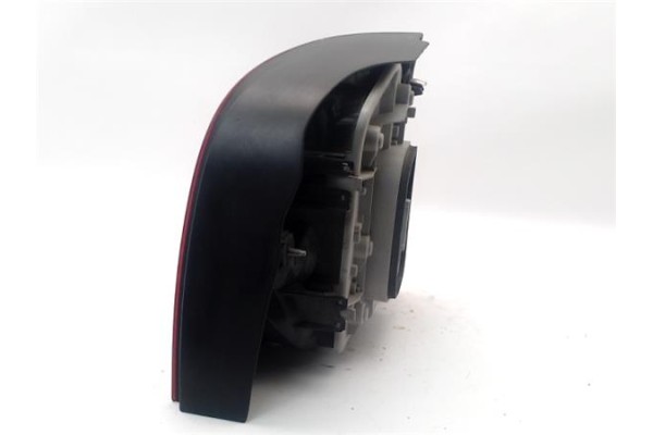 Recambio de piloto trasero izquierdo para volkswagen polo iv (9n1) 1.4 tdi referencia OEM IAM 6Q6945095G  