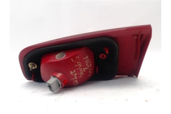 Recambio de piloto interior izquierdo para mazda 2 (b2w) 1.2 referencia OEM IAM 2NE96483501 DD10513G0B 