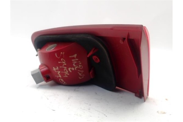 Recambio de piloto interior izquierdo para mazda 2 (b2w) 1.2 referencia OEM IAM 2NE96483501 DD10513G0B 