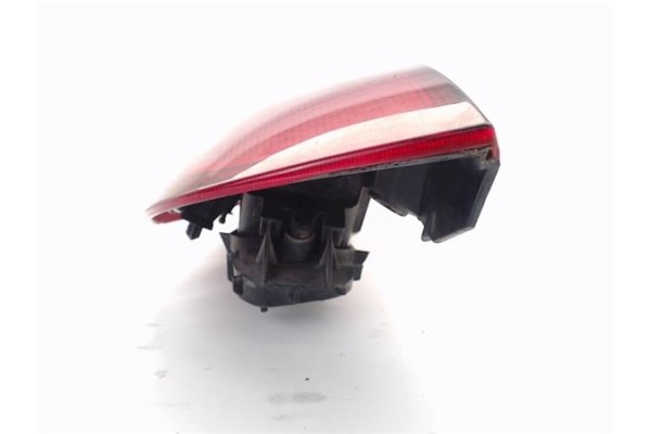 Recambio de piloto trasero izquierdo para opel corsa c 1.2 referencia OEM IAM 1222000  