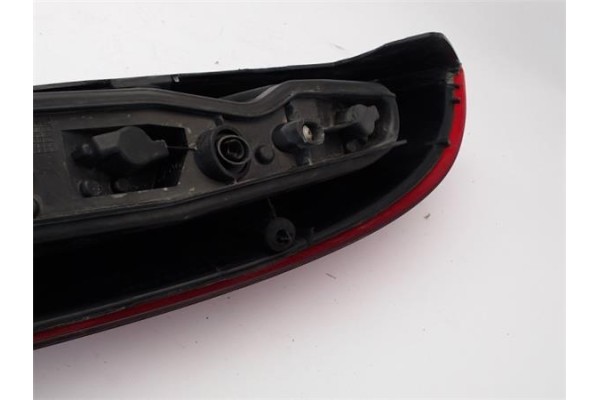 Recambio de piloto trasero izquierdo para opel corsa c 1.2 referencia OEM IAM 1222000  