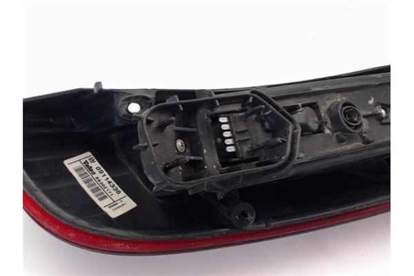 Recambio de piloto trasero izquierdo para opel corsa c 1.2 referencia OEM IAM 1222000  