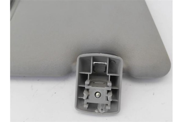 Recambio de parasol derecho para ford fusion (cbk) 1.4 referencia OEM IAM 2S61A04100 189632, 1479506 