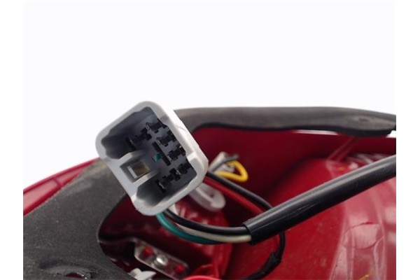 Recambio de piloto trasero izquierdo para kia rio (jb) 1.5 crdi referencia OEM IAM 3231920LAQ 3470915 