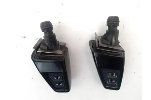Recambio de eyector lavafaros derecho para bmw serie x3 (e83) 3.0i referencia OEM IAM 61660307508 61670308841 