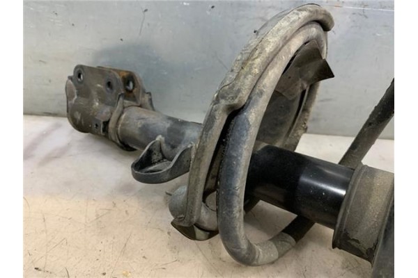 Recambio de amortiguador delantero izquierdo para kia carnival 2.9 crdi referencia OEM IAM S546514D200  