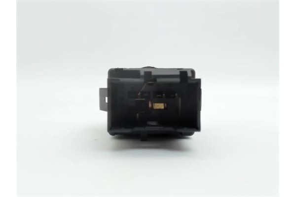 Recambio de interruptor luces emergencia para seat ibiza (6l1) 1.9 sdi referencia OEM IAM 6L1953235A  