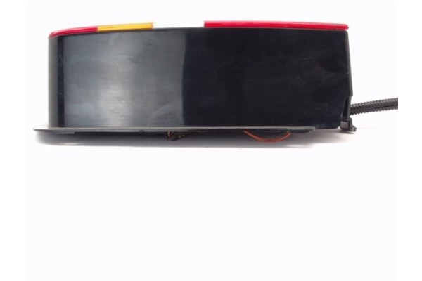 Recambio de piloto trasero derecho para jeep cherokee (xj) 2.5 td referencia OEM IAM 4897398AA  
